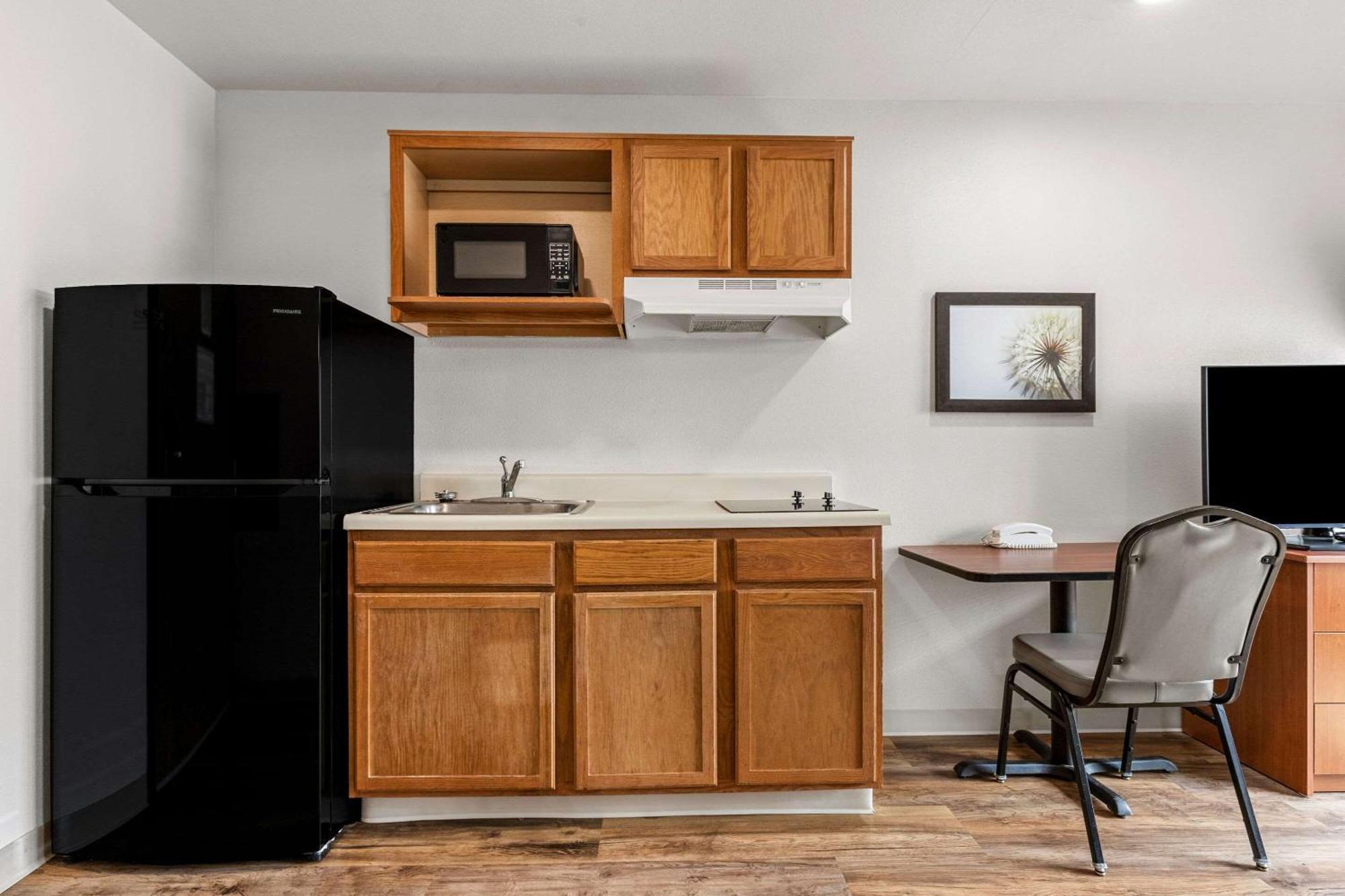 Woodspring Suites Tulsa Exteriér fotografie