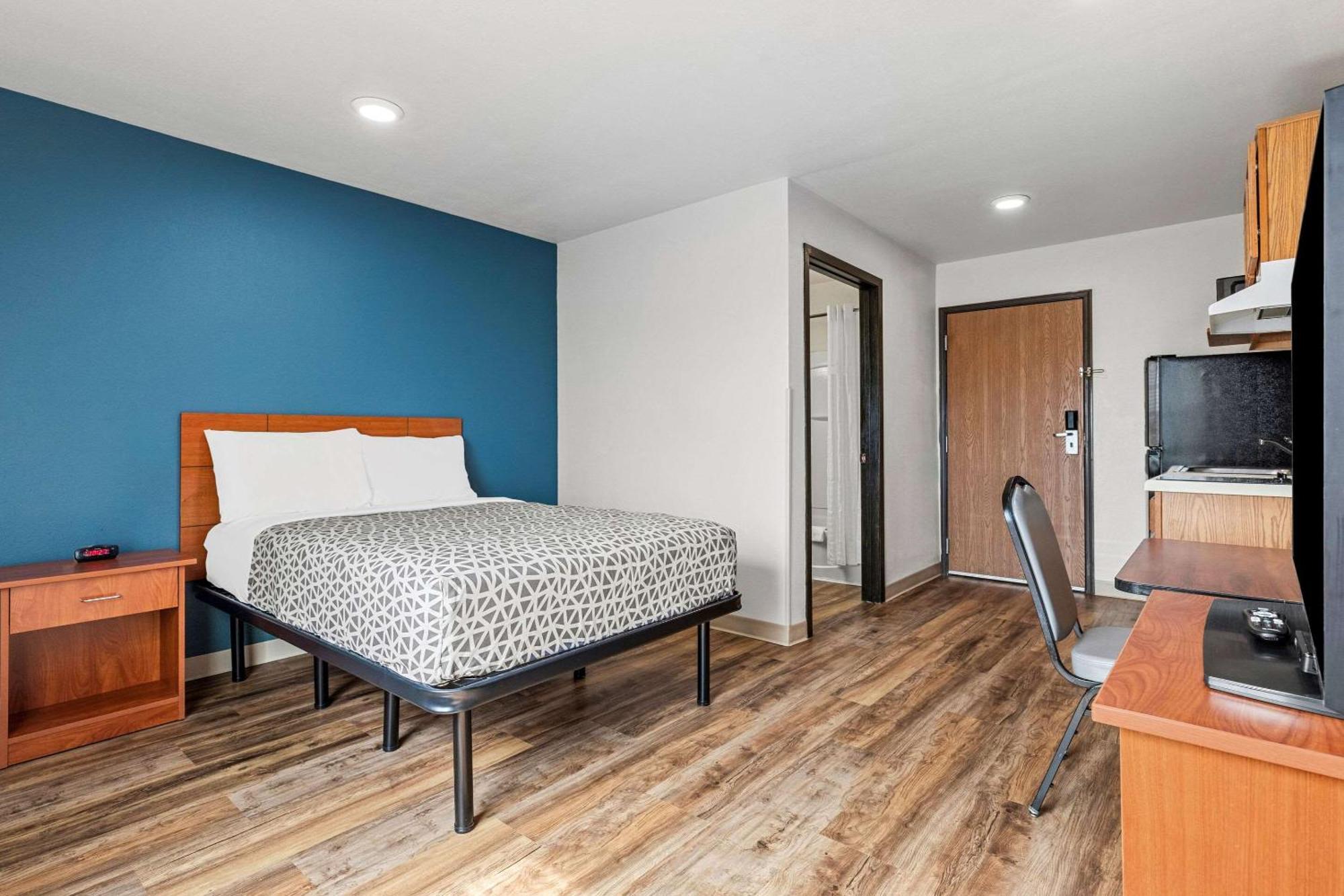 Woodspring Suites Tulsa Exteriér fotografie