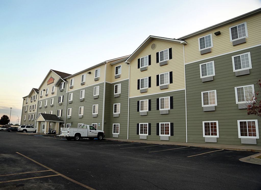 Woodspring Suites Tulsa Exteriér fotografie