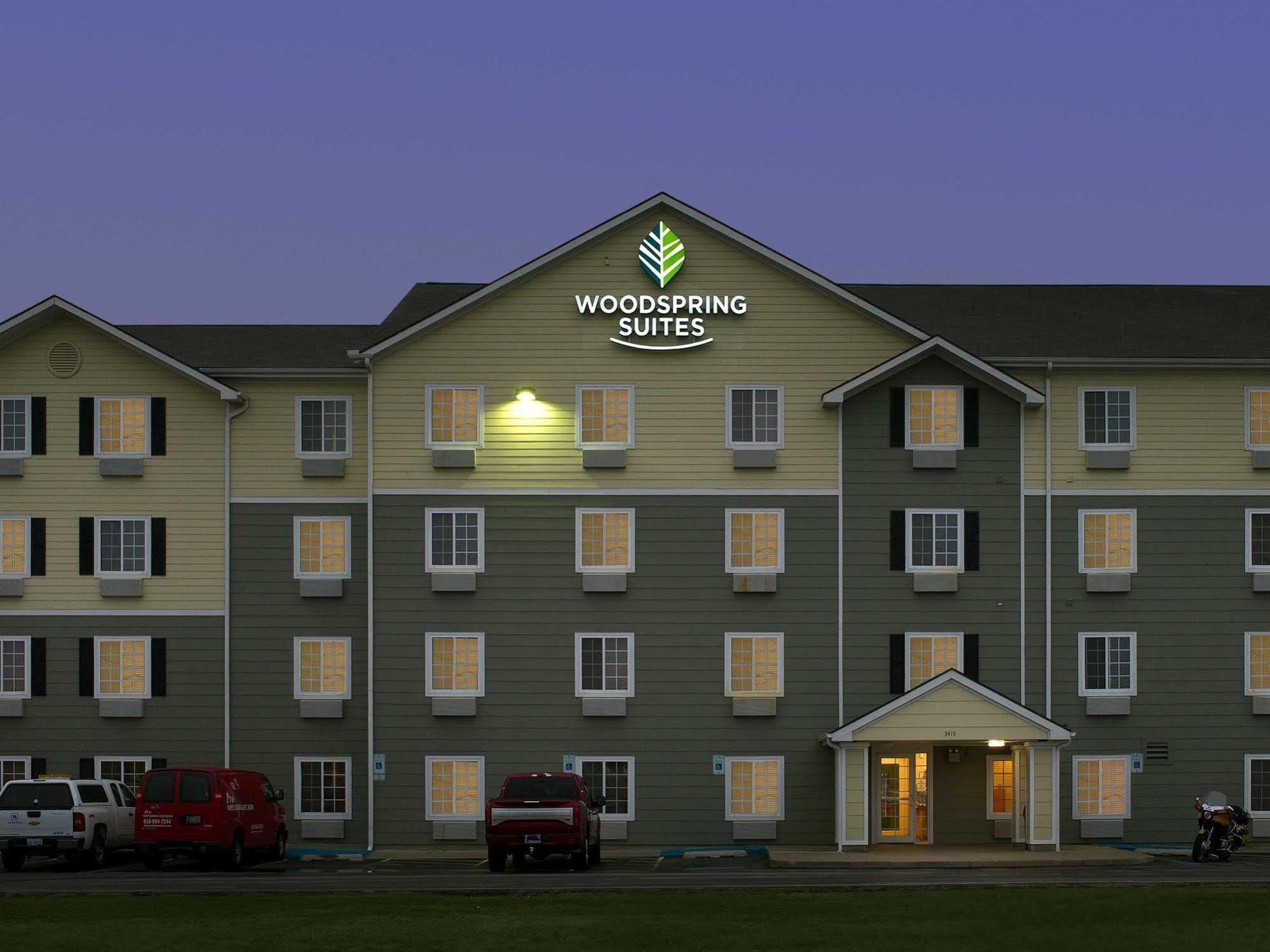Woodspring Suites Tulsa Exteriér fotografie